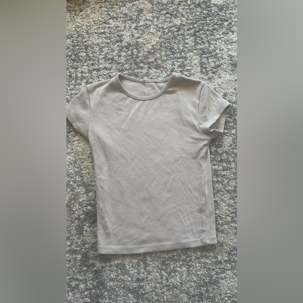 XS Bershka ribbed tee